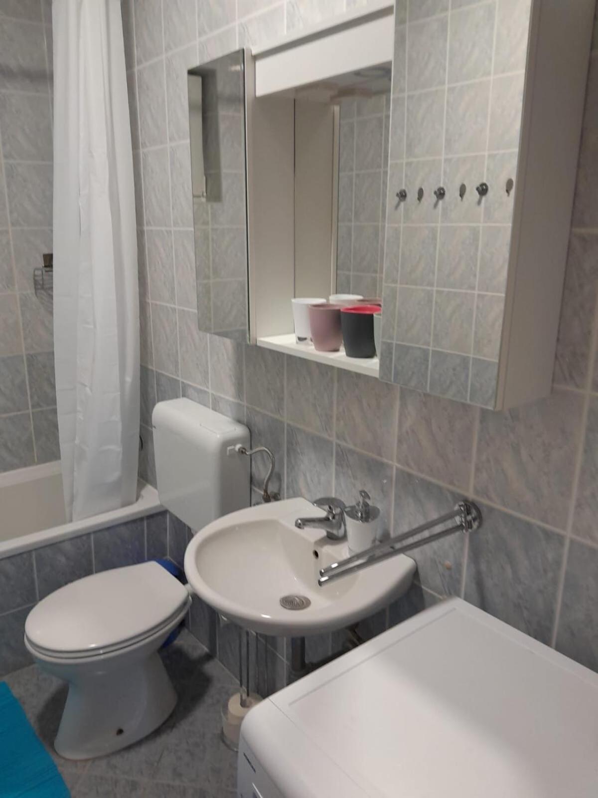 Apartments Josip Drage Exterior photo