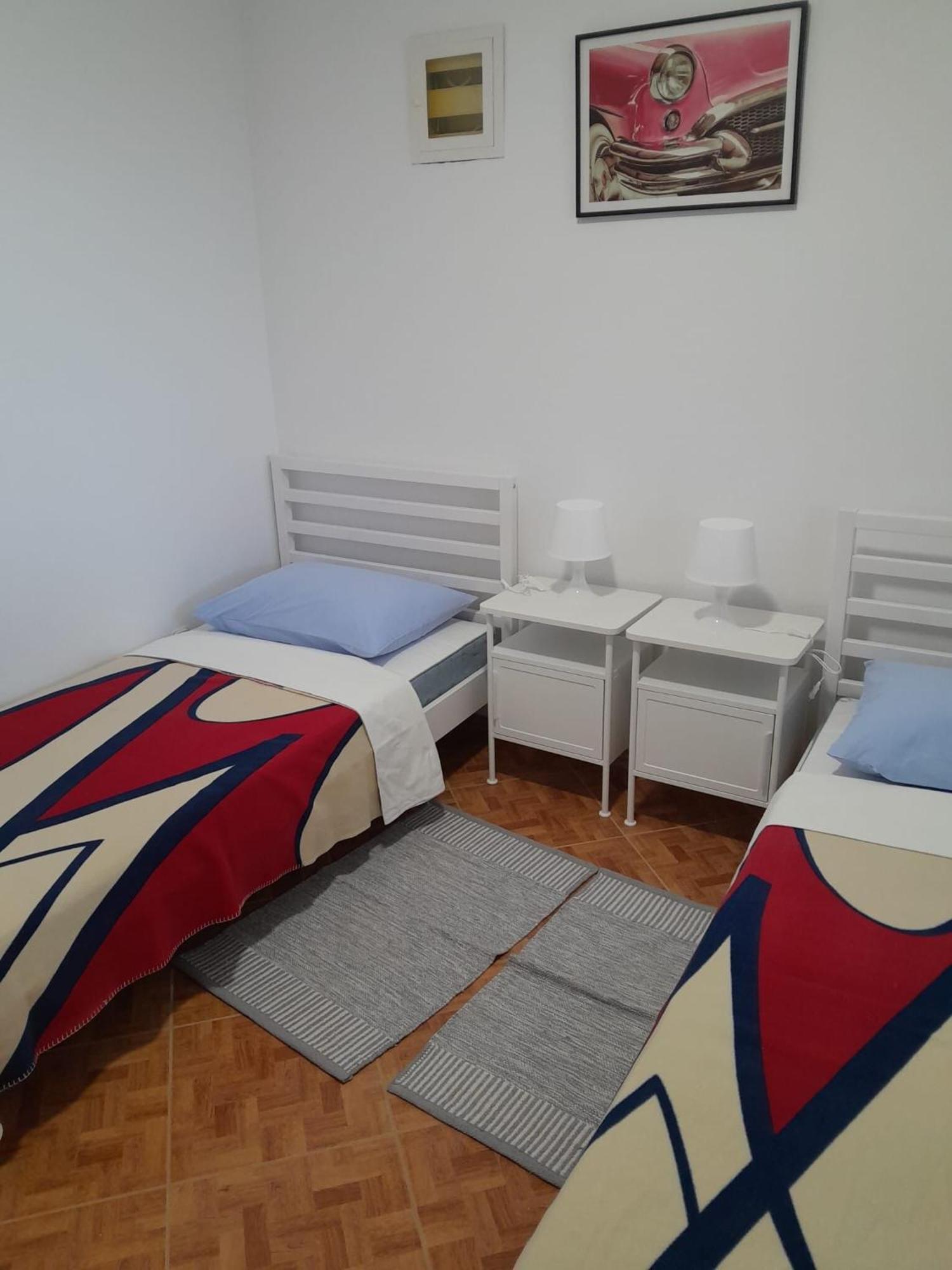 Apartments Josip Drage Exterior photo